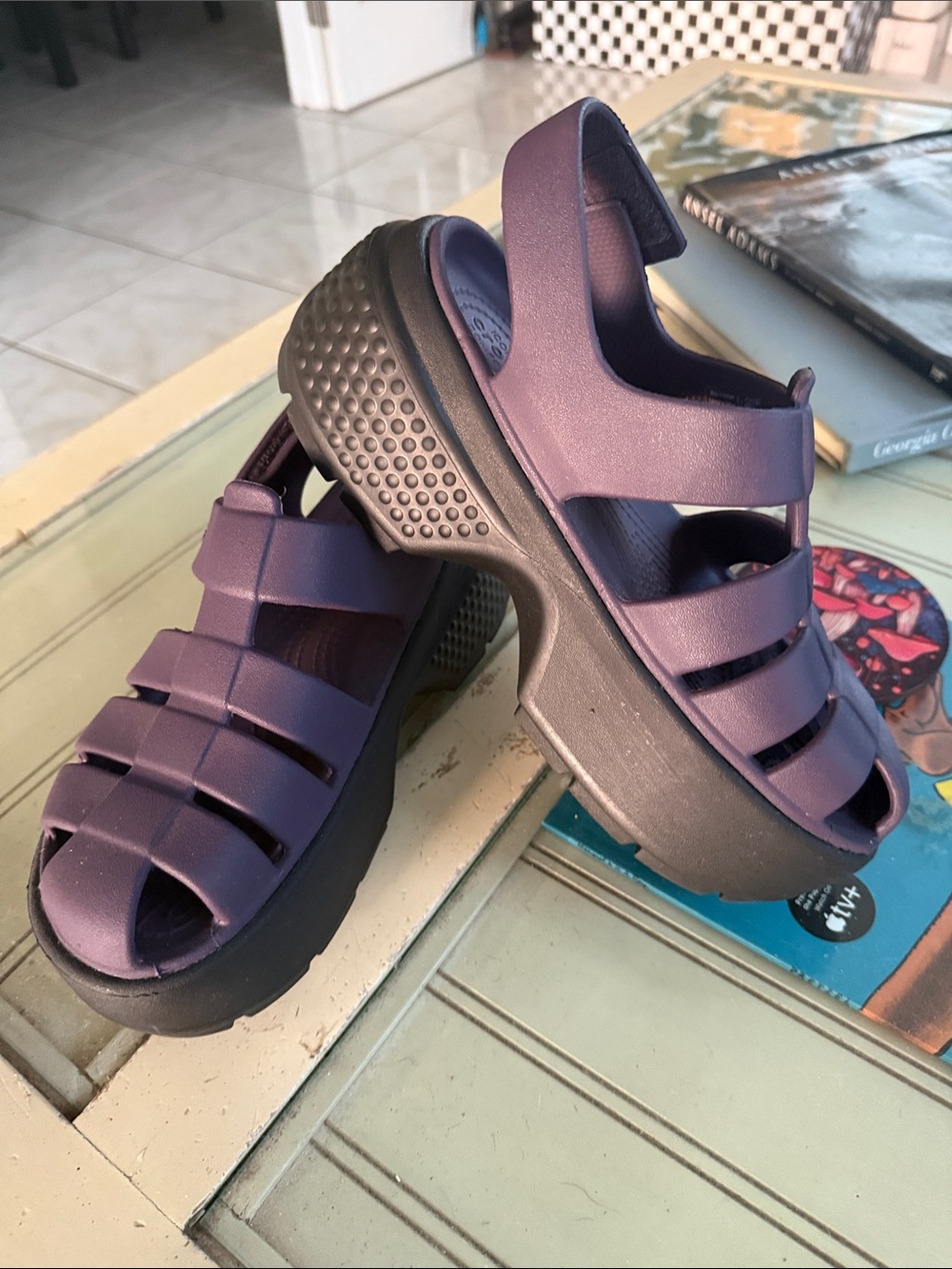 CROCS STOMP Purple Platform Fisherman Sandals with Black Sole